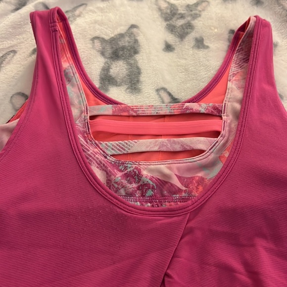 Ivivva tank with built in bra. Size 14 - Picture 4 of 9